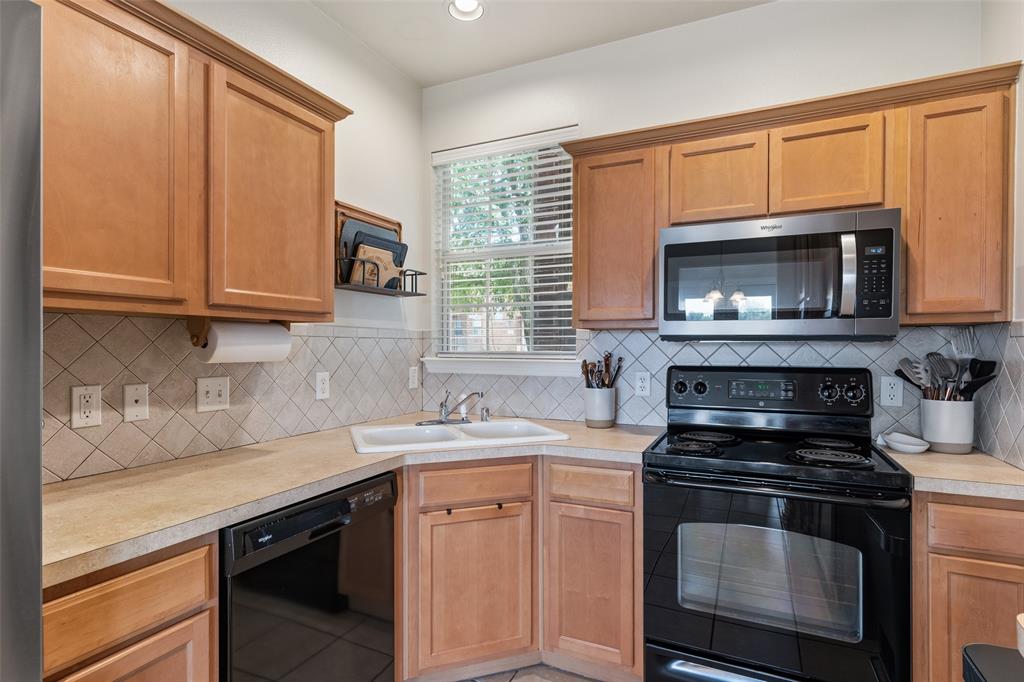 706 S Jupiter Road 1202 Property Photo 8