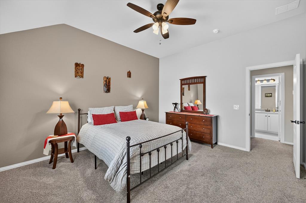 1943 Silverleaf Drive Property Photo 23