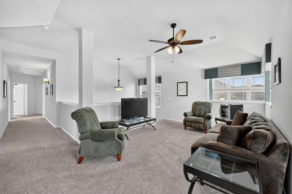 1943 Silverleaf Drive Property Photo 31