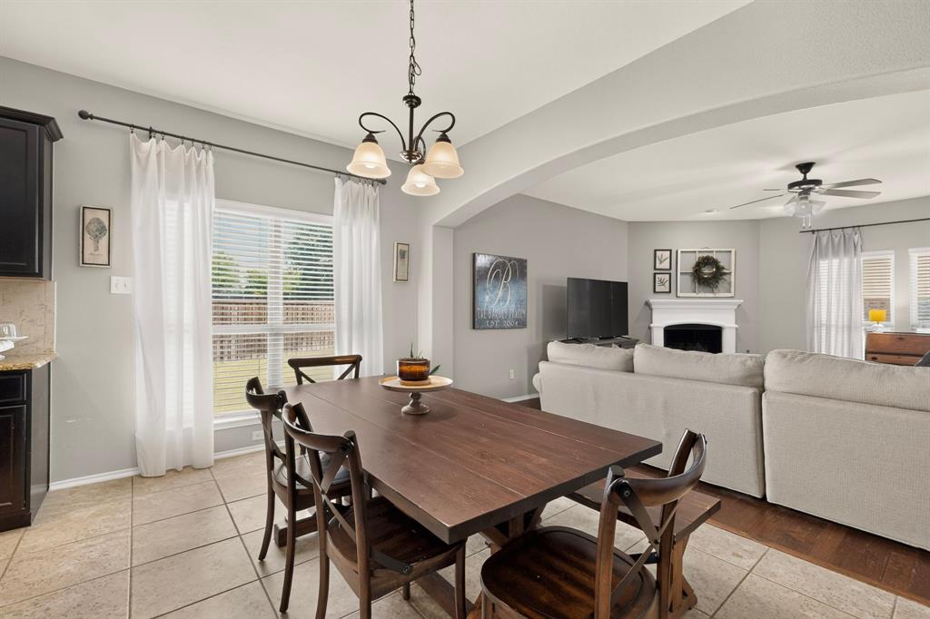 201 Sandy Creek Way Property Photo 8