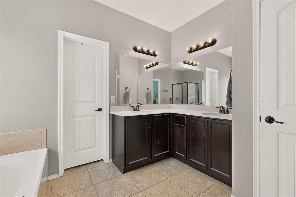 201 Sandy Creek Way Property Photo 22