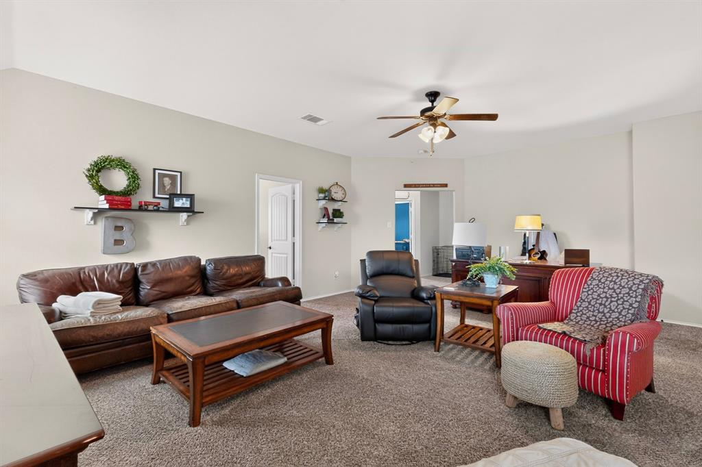 201 Sandy Creek Way Property Photo 32