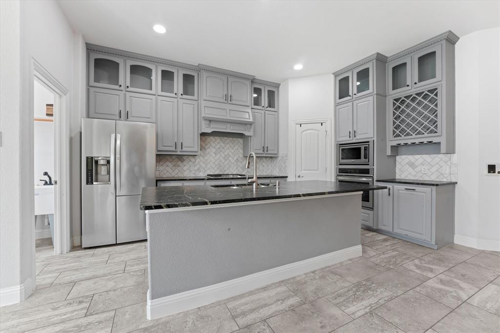 518 Sun Meadow Drive Property Photo 11