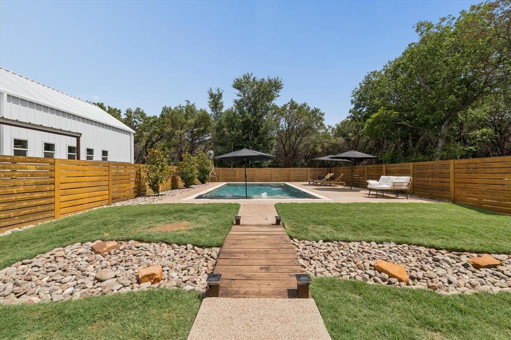 286 Benevolence Way Property Photo 32