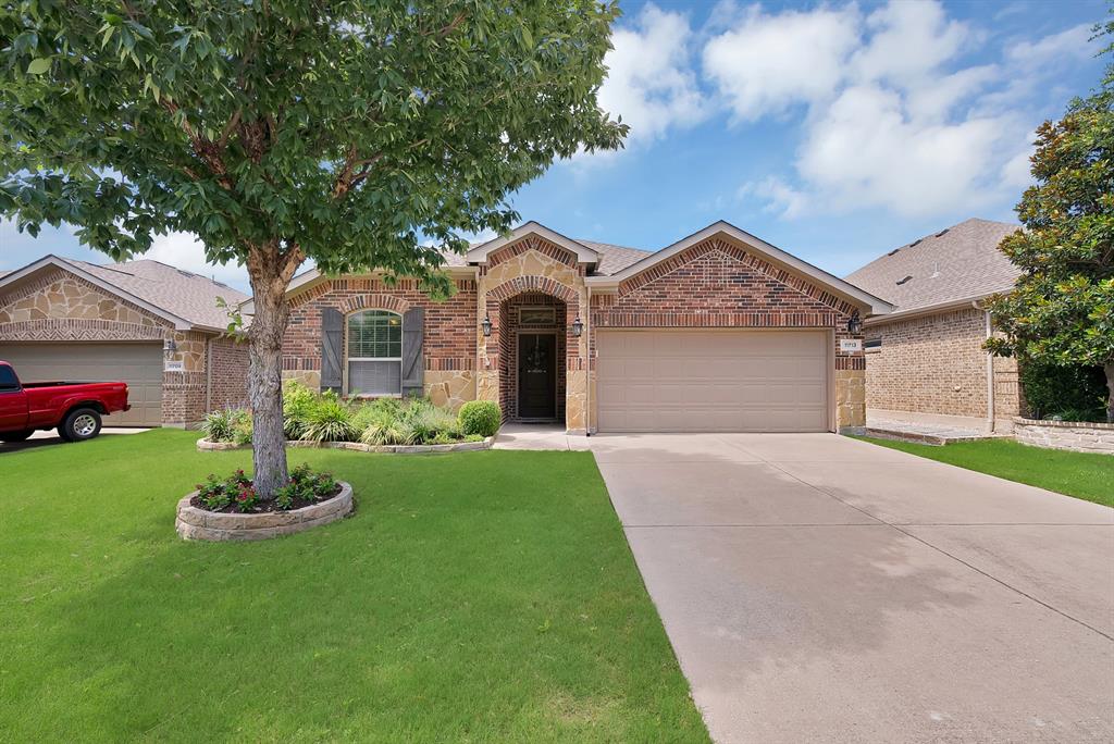11713 Cape Cod Springs Drive Property Photo 1