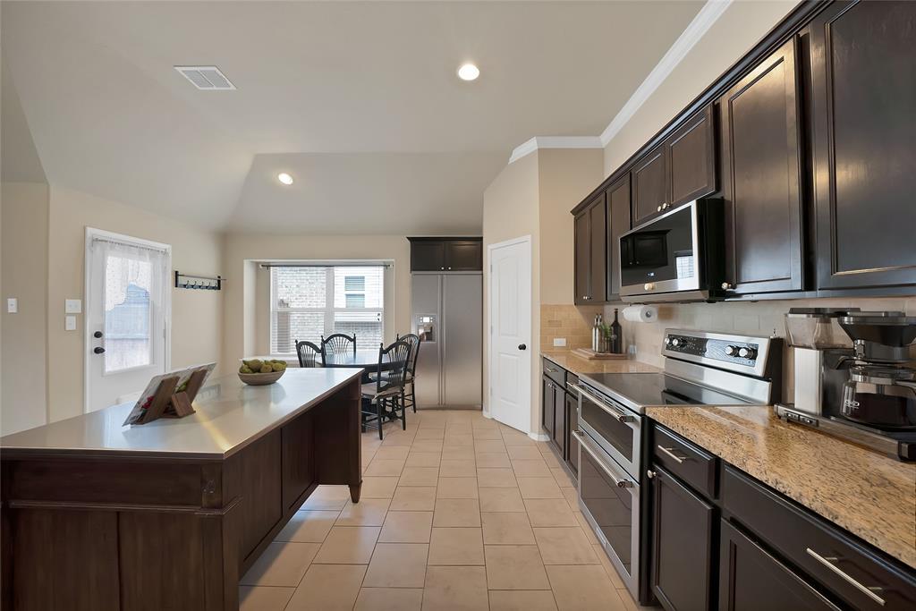 11713 Cape Cod Springs Drive Property Photo 8