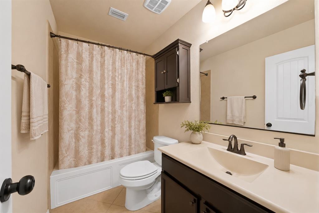 11713 Cape Cod Springs Drive Property Photo 13