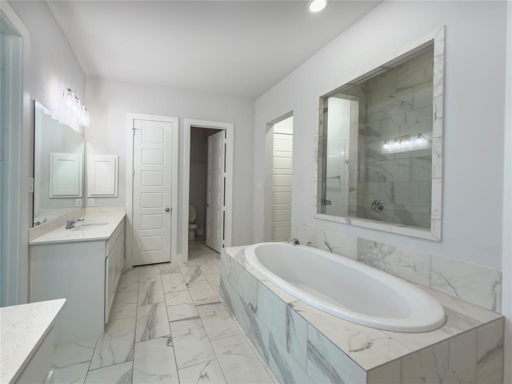 1708 Red Rose Trail Property Photo 19
