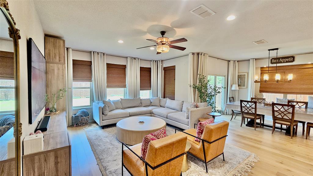 3744 Holly Brook Drive Property Photo 15