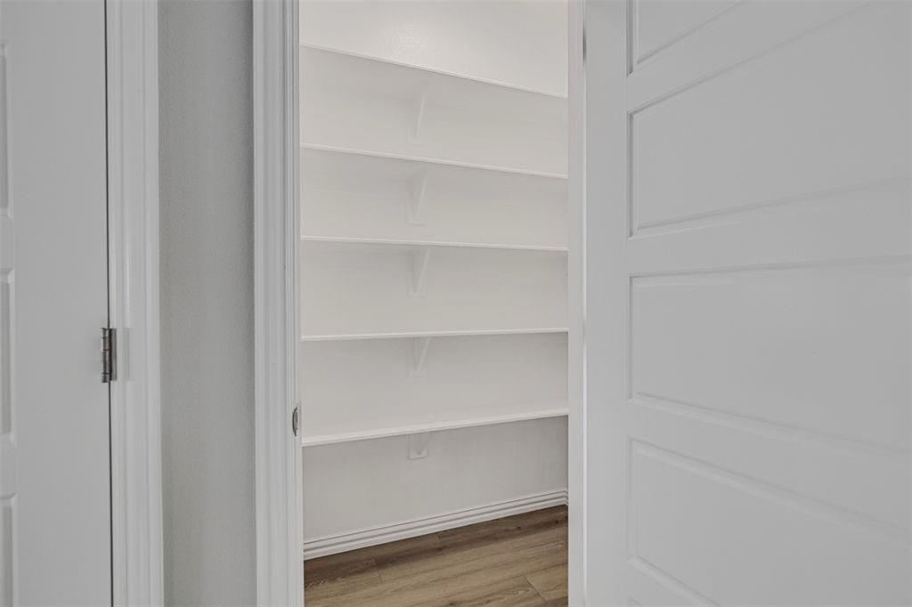 1136 E Broadway Avenue 1138 Property Photo 6