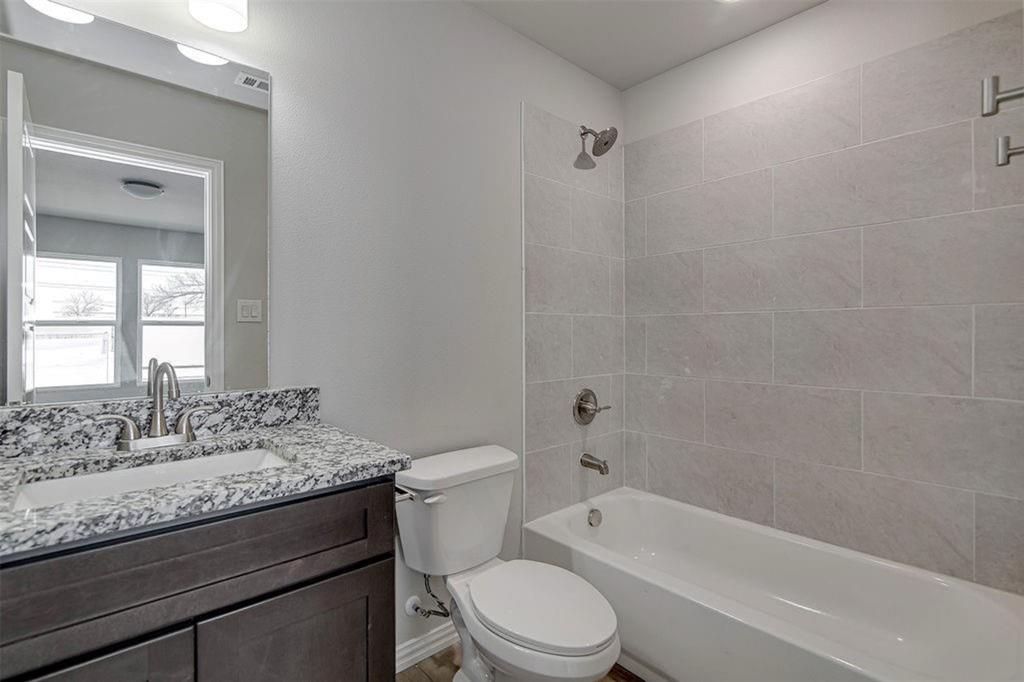 1136 E Broadway Avenue 1138 Property Photo 10