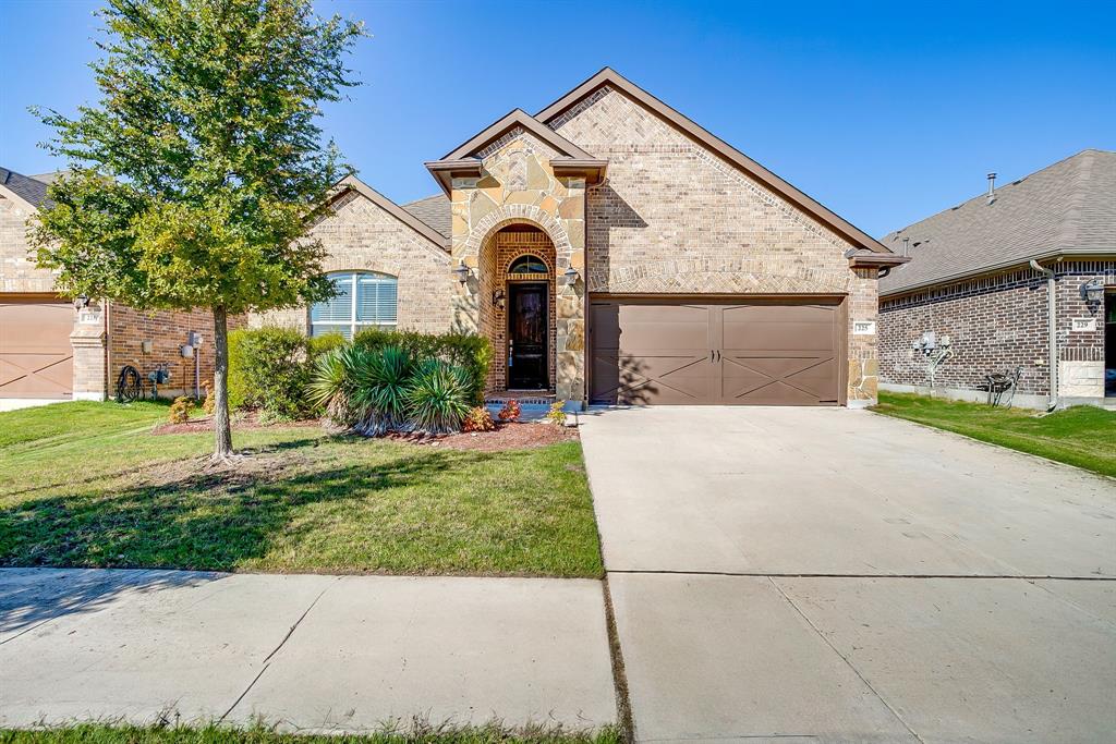 225 Palmerston Drive Property Photo 1