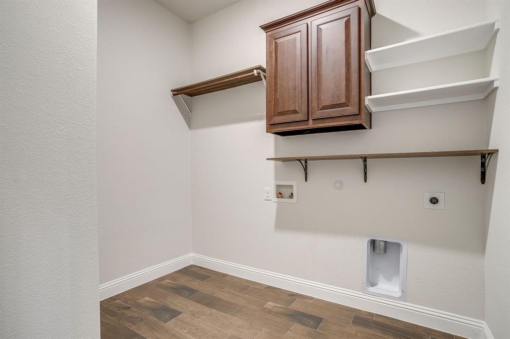 225 Palmerston Drive Property Photo 34