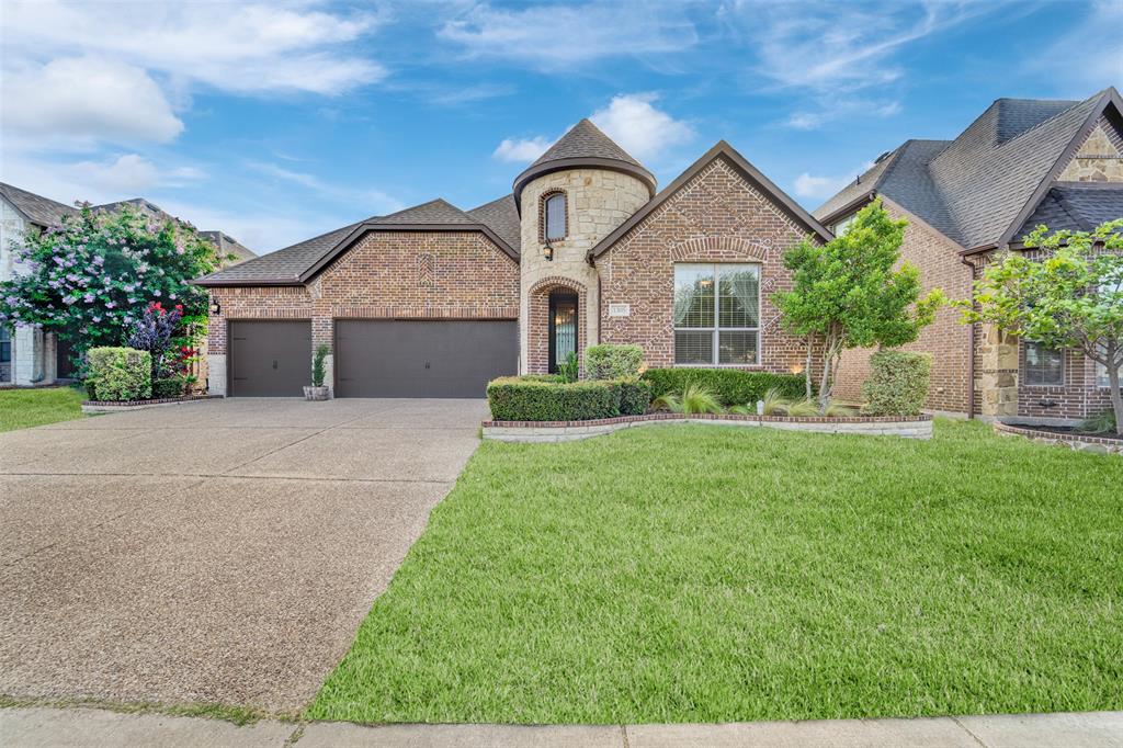 1305 Corona Court Property Photo 1