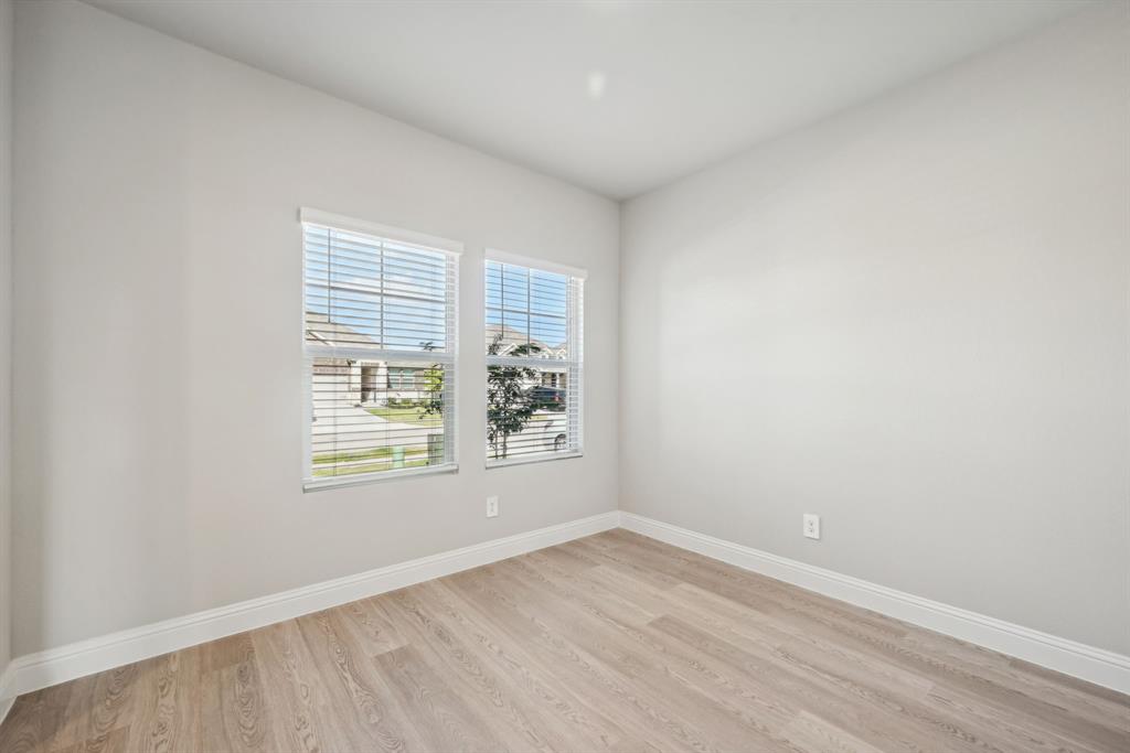 4010 Benbrook Drive Property Photo 15