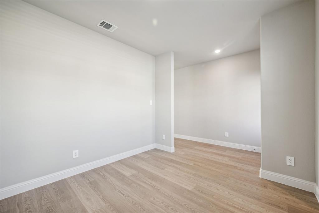4010 Benbrook Drive Property Photo 16