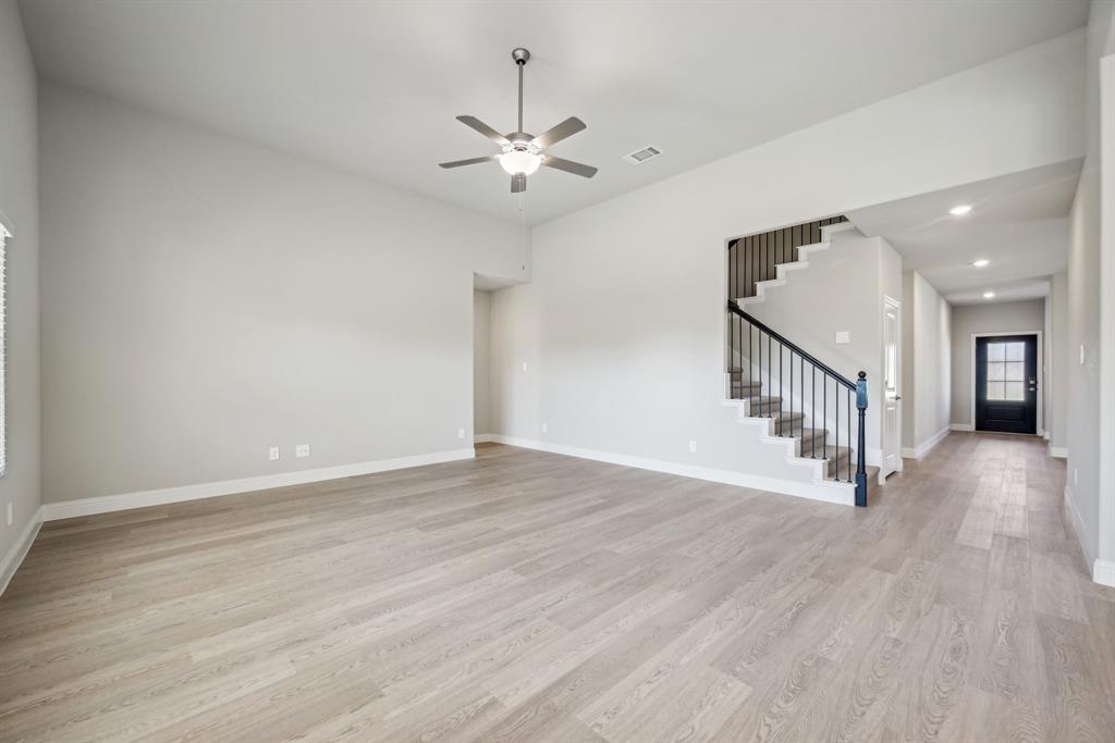 4010 Benbrook Drive Property Photo 18