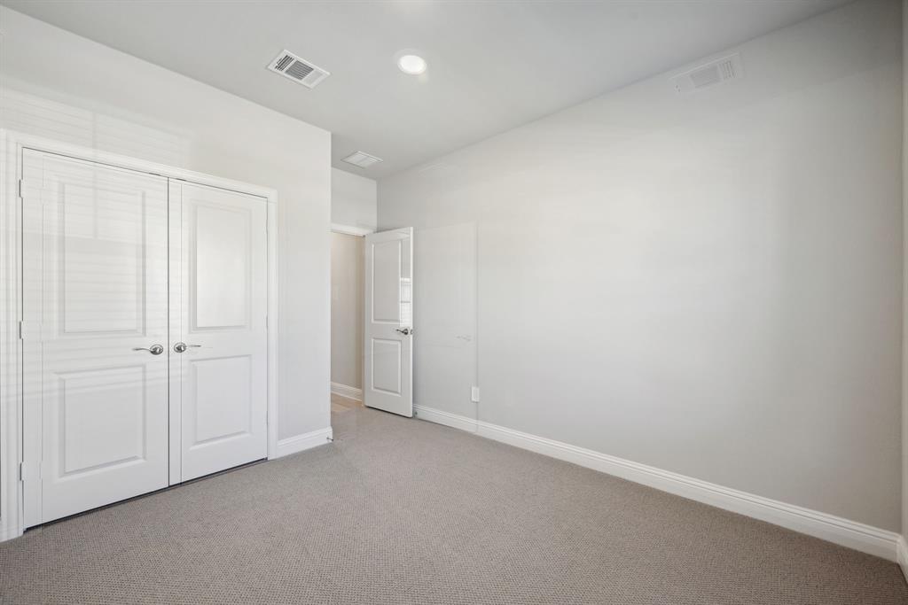 4010 Benbrook Drive Property Photo 24