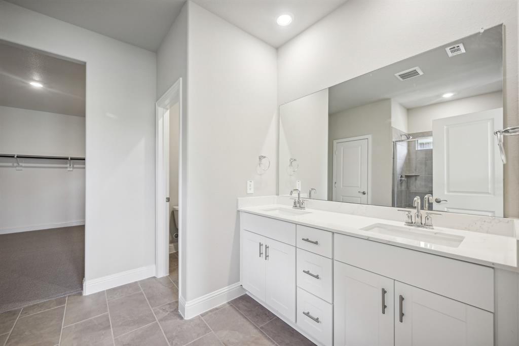 4010 Benbrook Drive Property Photo 33