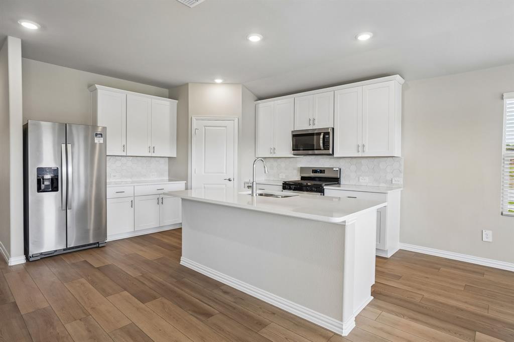 2025 Homestretch Drive Property Photo 1