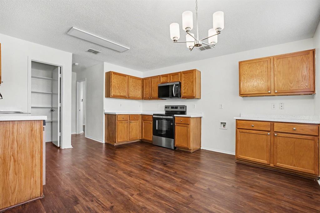 14847 Canyonridge Drive Property Photo 9