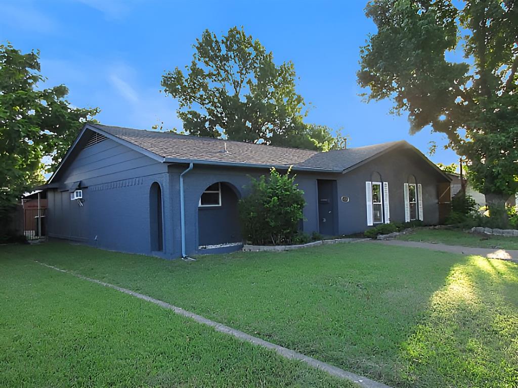 1721 Melrose Street Property Photo 3
