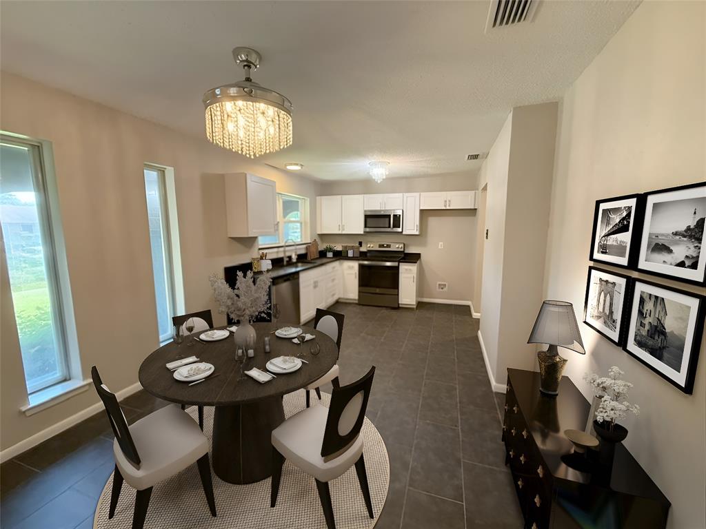 1721 Melrose Street Property Photo 9