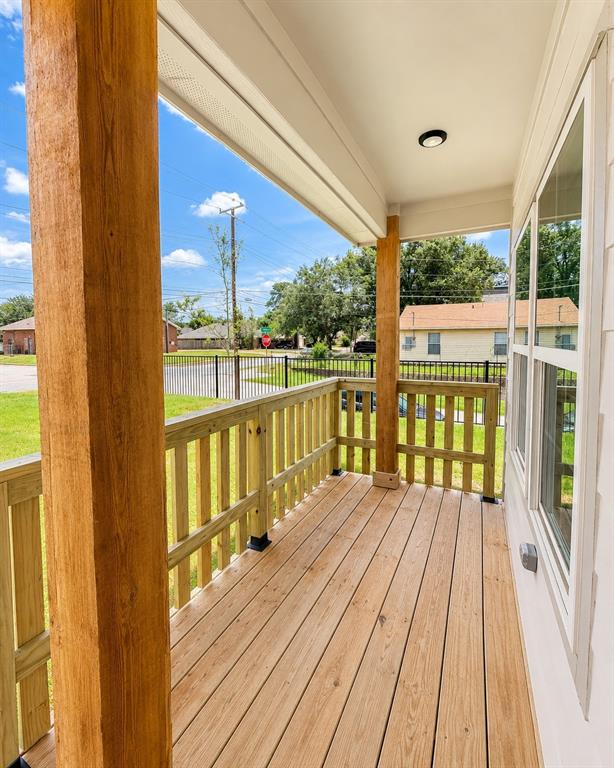 3529 Cleveland Street Property Photo 5