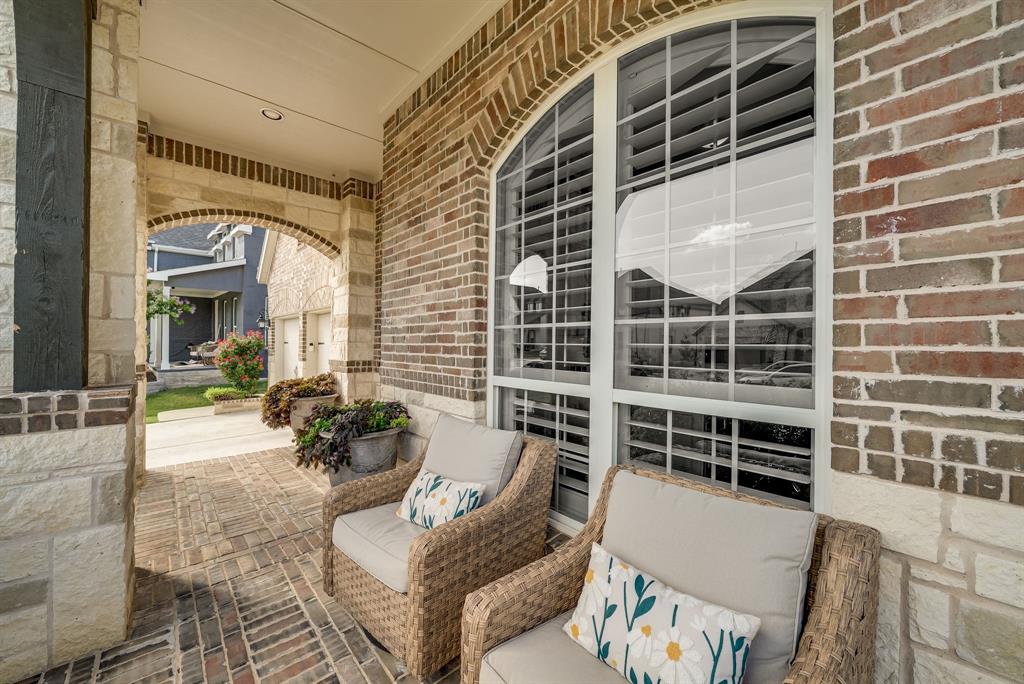 4160 Silver Spur Drive Property Photo 4