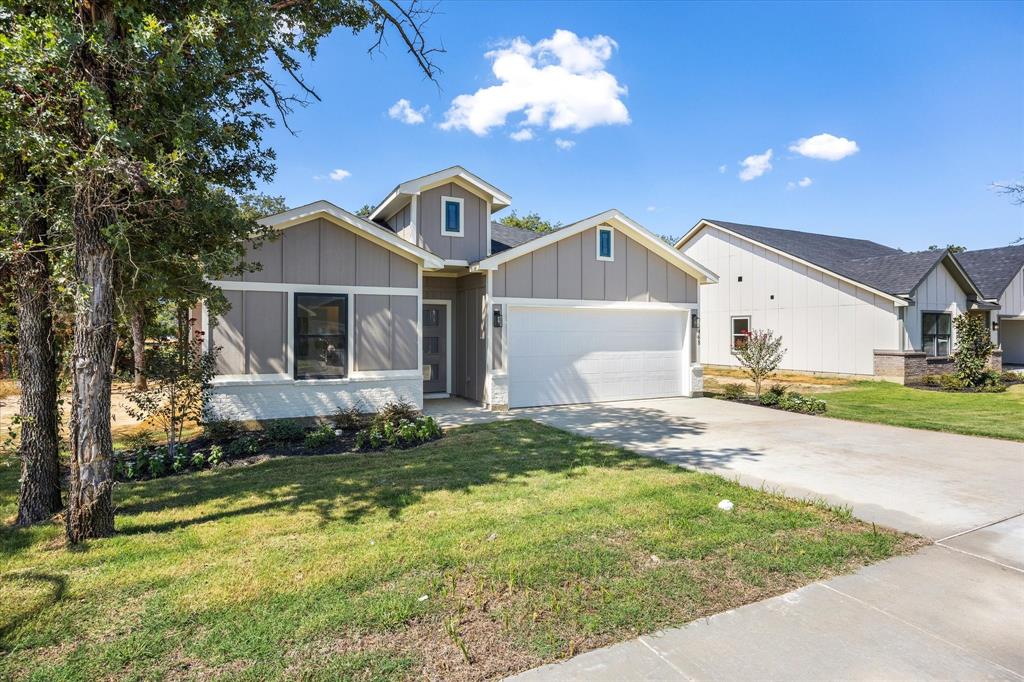 465 Peace Lily Way Property Photo 2