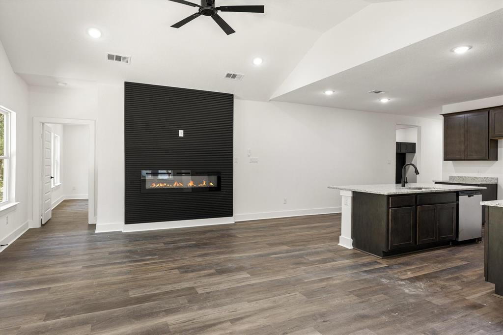 465 Peace Lily Way Property Photo 11