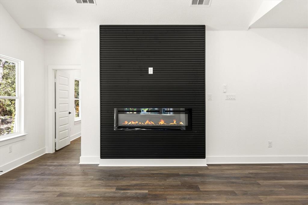 465 Peace Lily Way Property Photo 12
