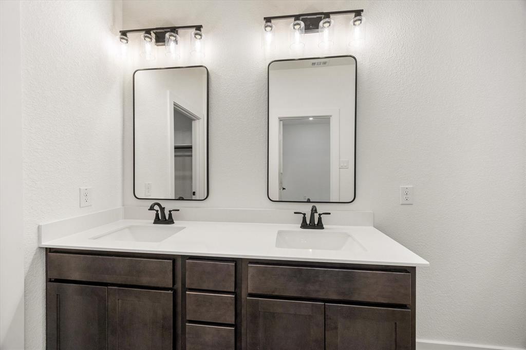 465 Peace Lily Way Property Photo 15