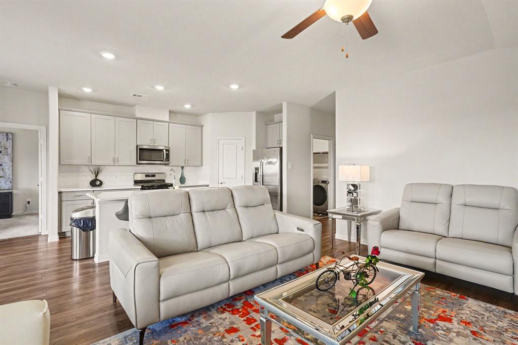 10937 Texanum Trail Property Photo 6