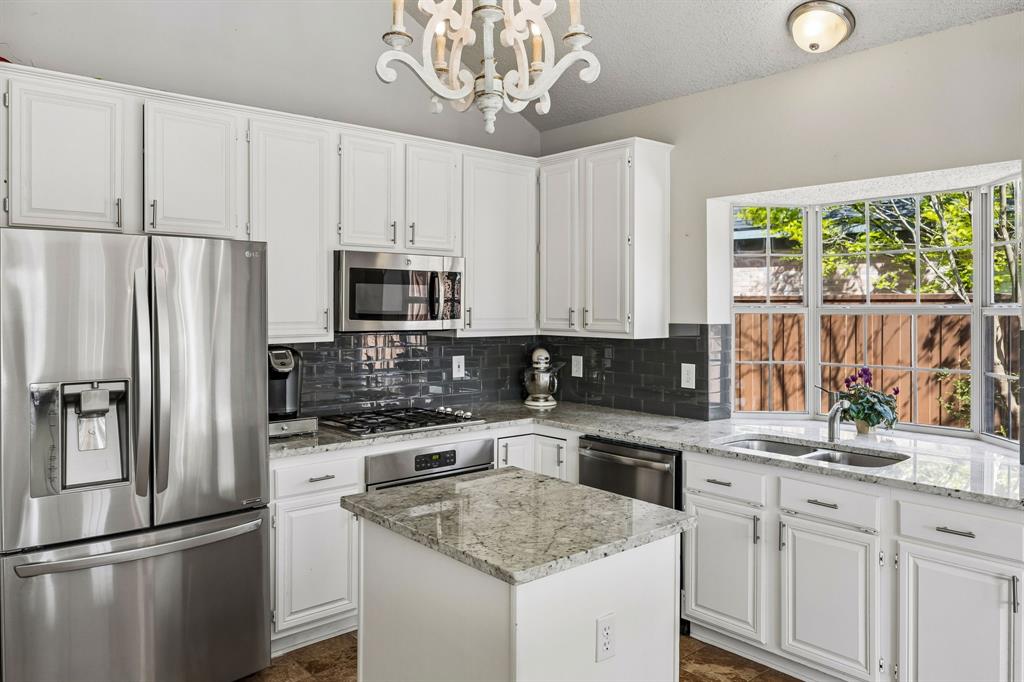 920 Mustang Drive Property Photo 14