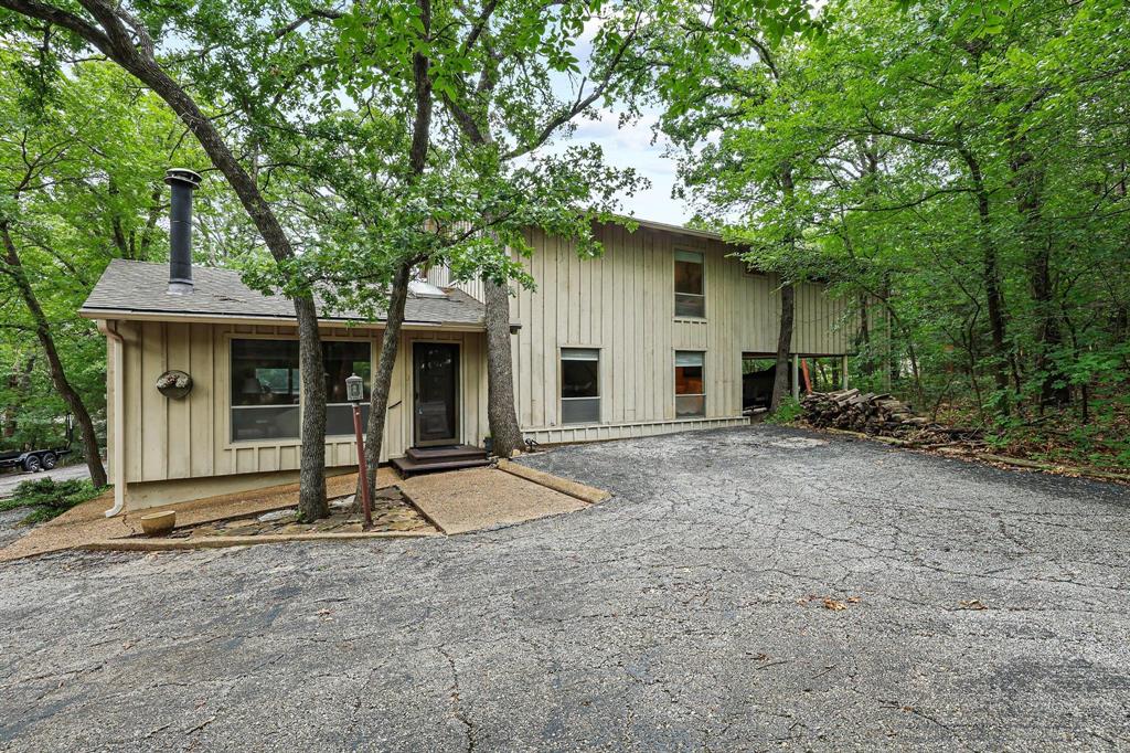 275 Lakecrest Drive Property Photo 1