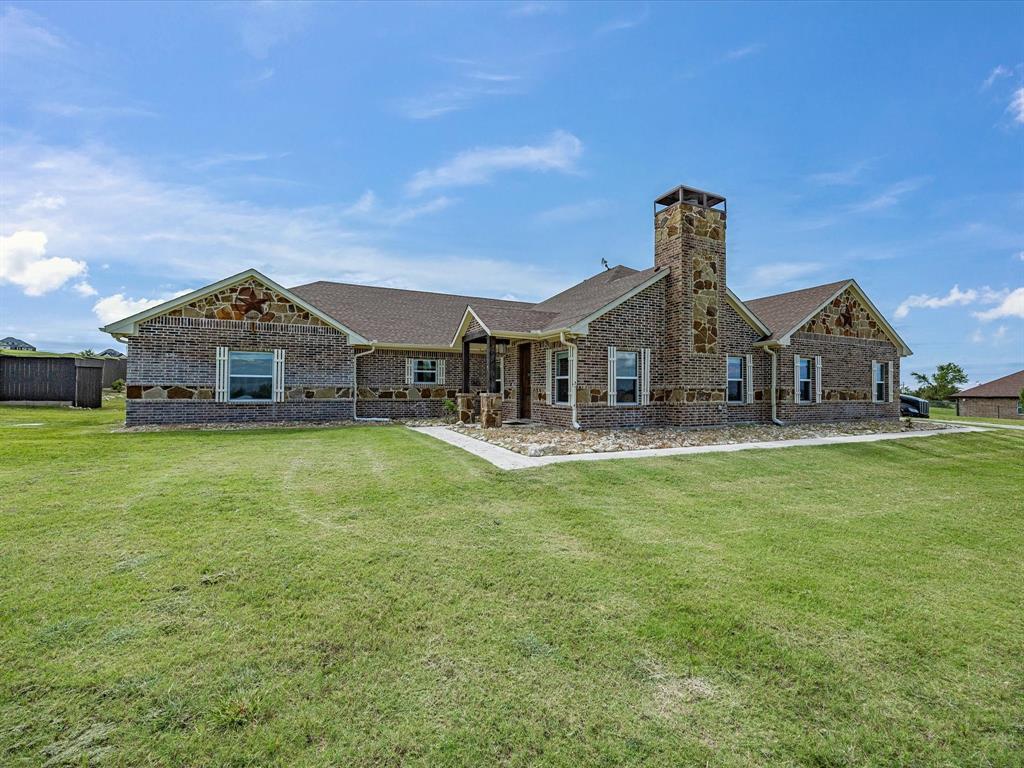 1032 Justin Drive Property Photo 1