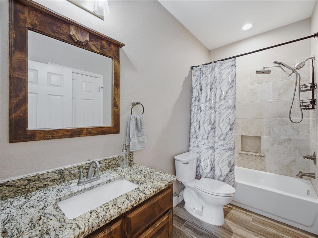1032 Justin Drive Property Photo 23