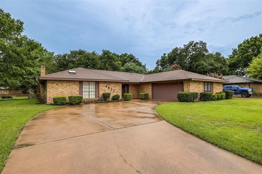 4533 Cinnamon Hill Drive Property Photo 1