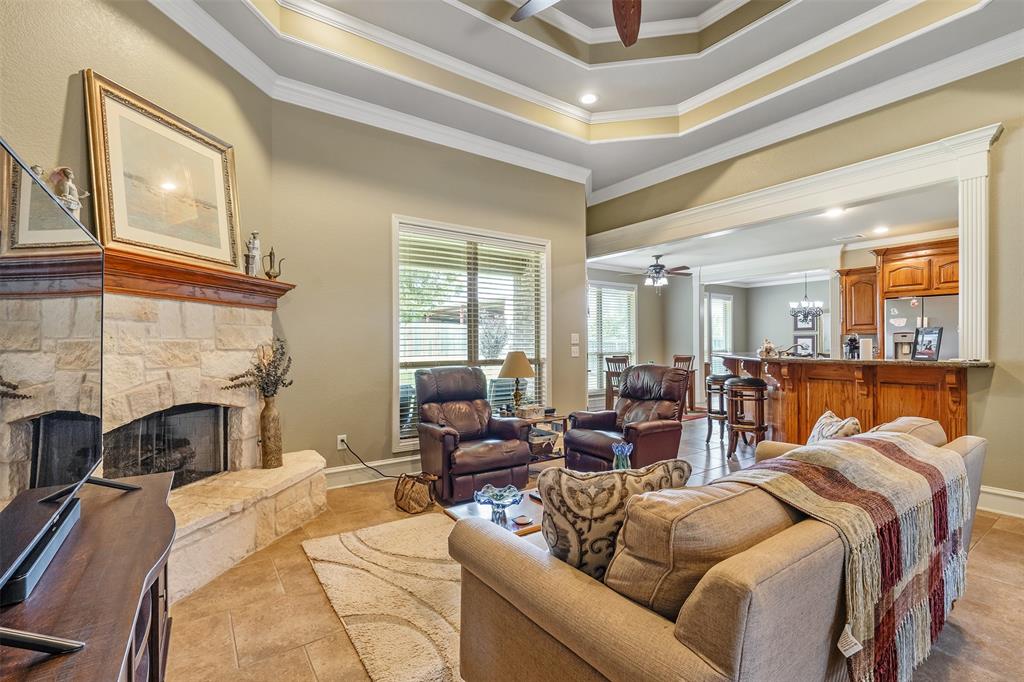 16532 Milwood Property Photo 8