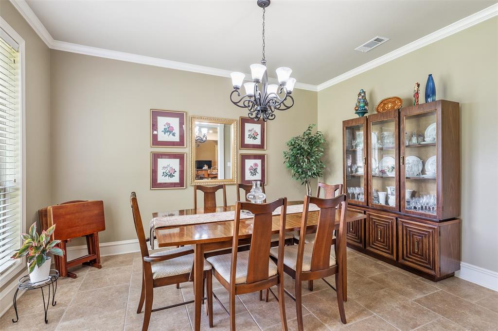16532 Milwood Property Photo 14