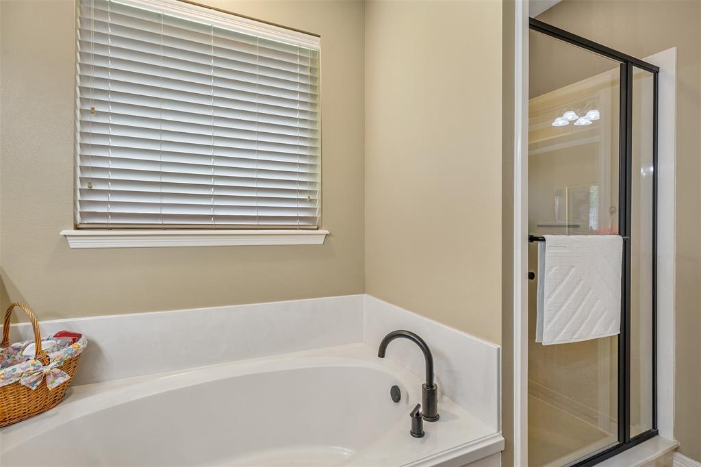 16532 Milwood Property Photo 23