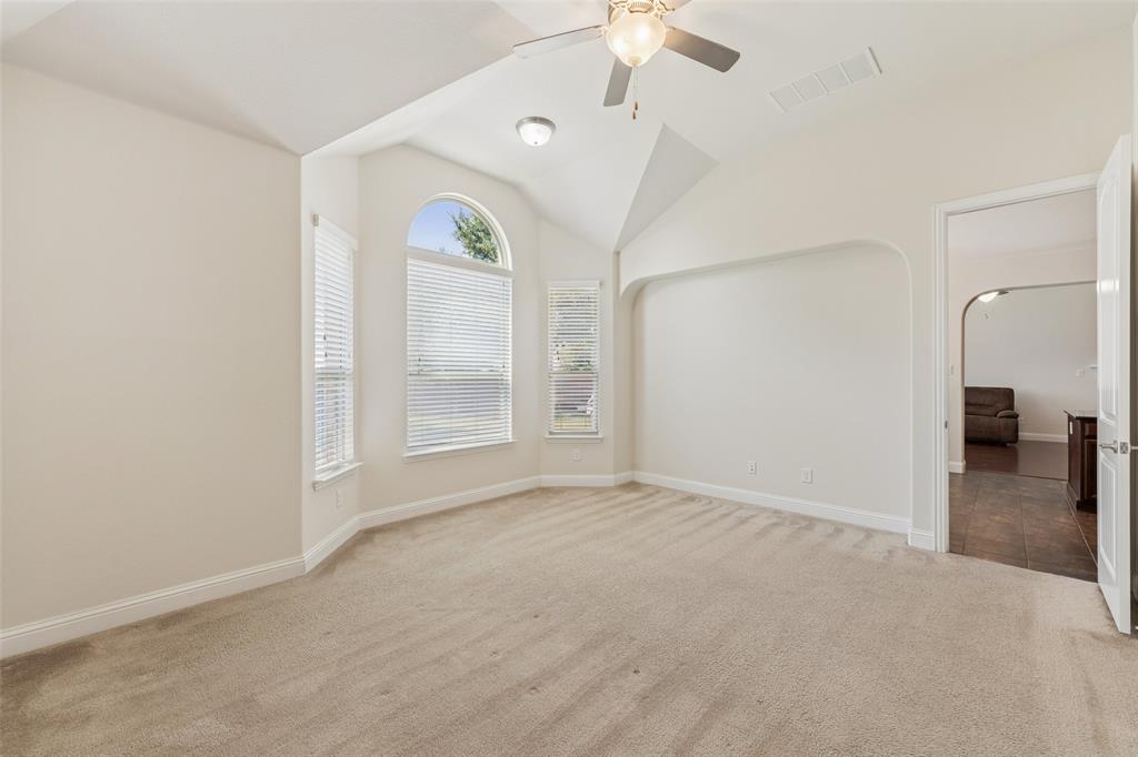1374 Sandhurst Drive Property Photo 21