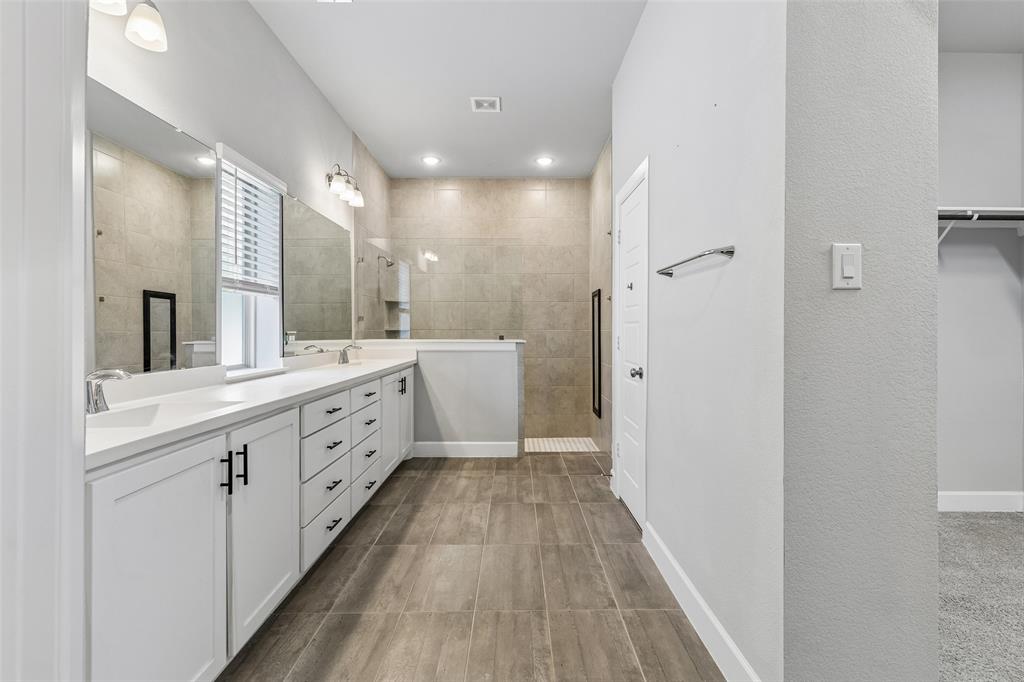 9201 Lamar Street Property Photo 17