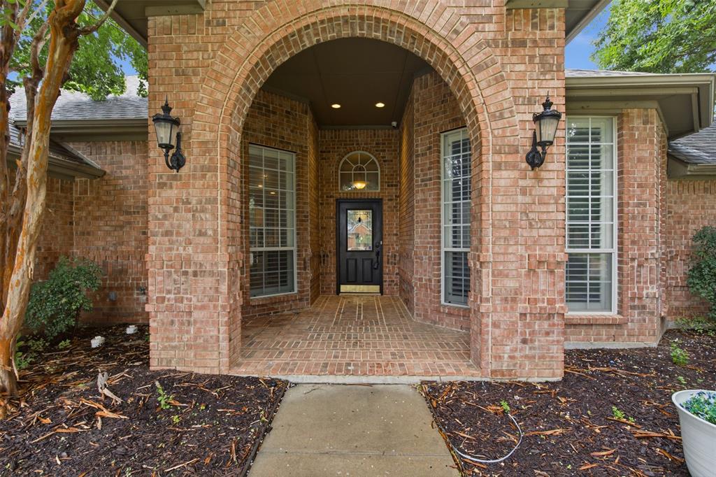 1109 Brook Arbor Drive Property Photo 4