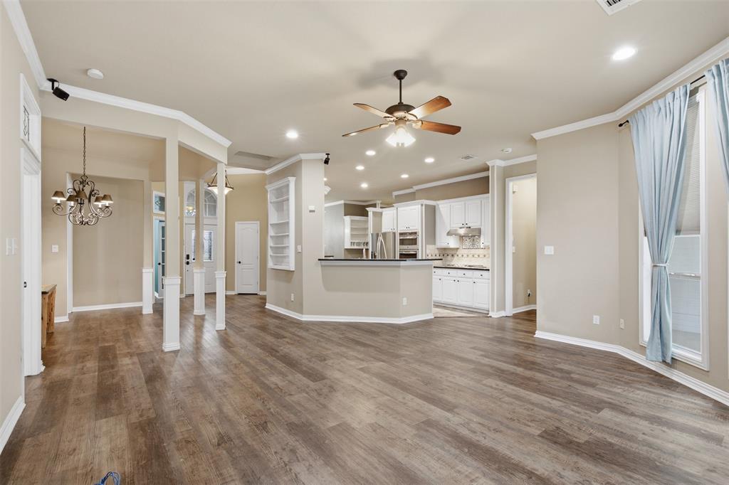 1109 Brook Arbor Drive Property Photo 9