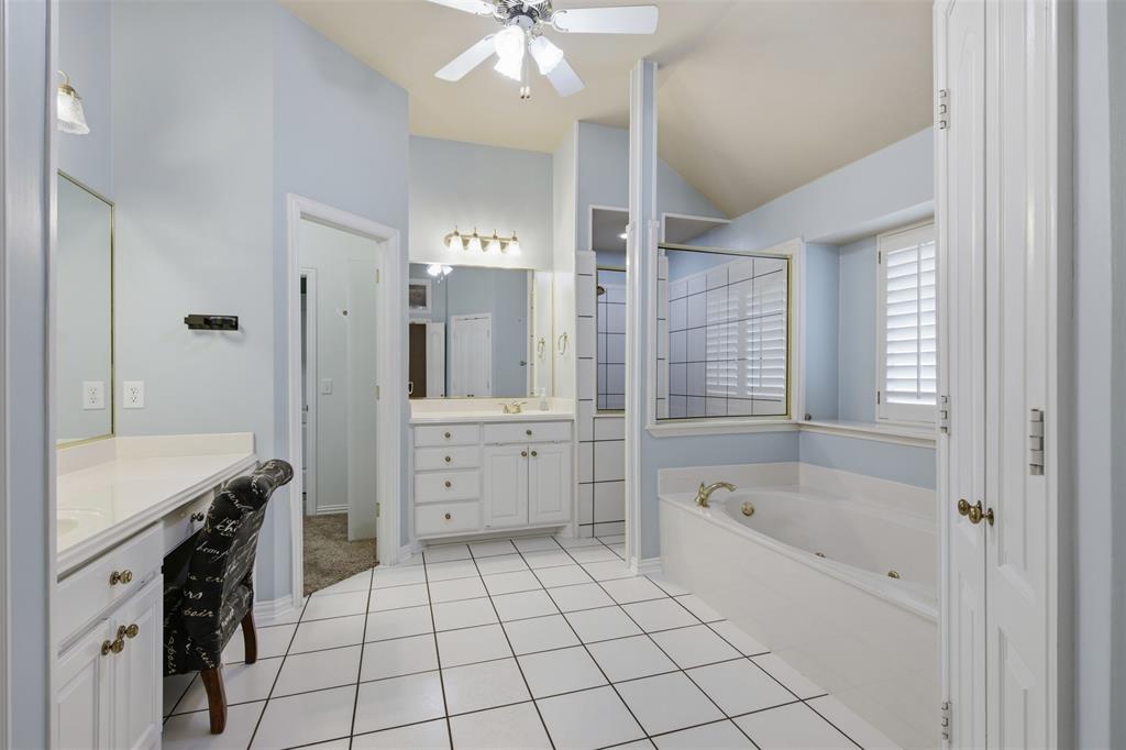 1109 Brook Arbor Drive Property Photo 23