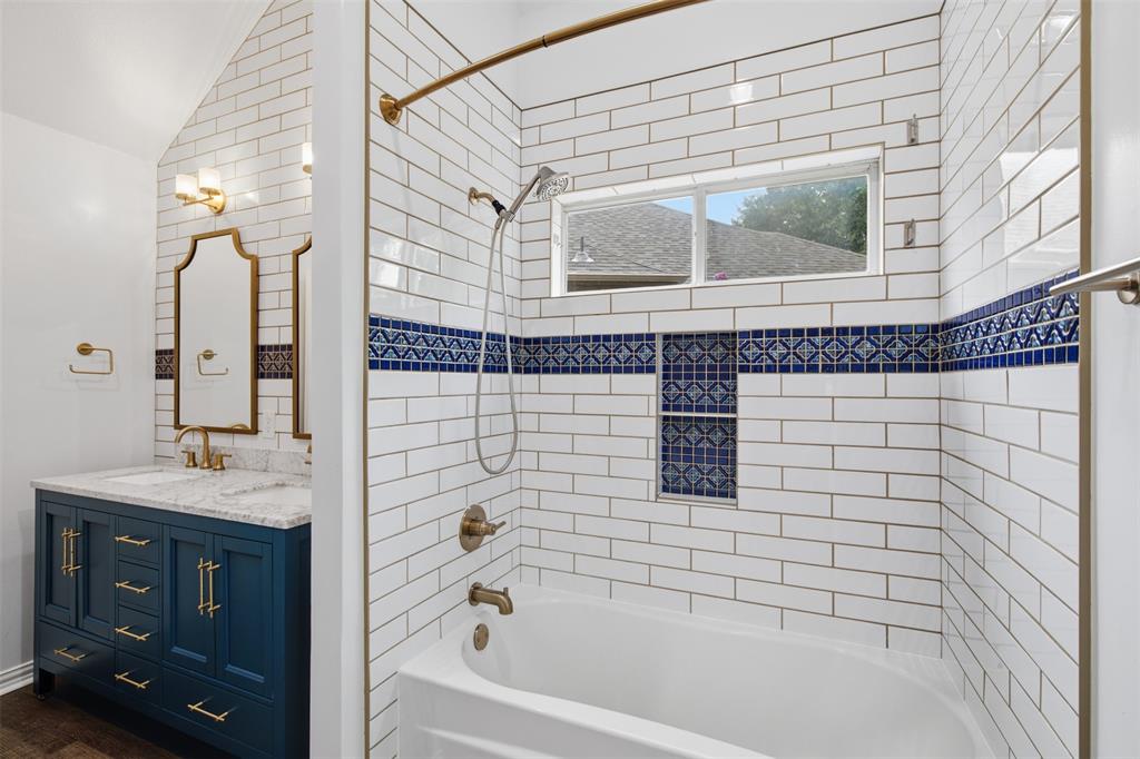 1109 Brook Arbor Drive Property Photo 27