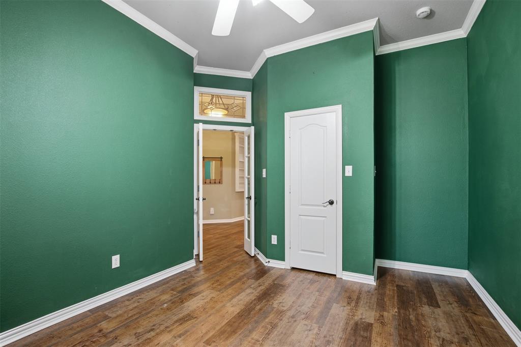 1109 Brook Arbor Drive Property Photo 28