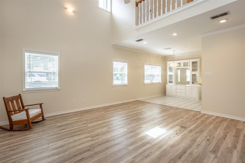 226 Gordon Street Property Photo 6